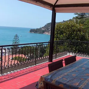  Apartment La Terrazza Sul Mare Cod Aautim10907